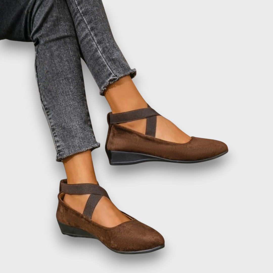 Luciana – Scarpe Eleganti con Zeppa Chiusa e Comfort Quotidiano